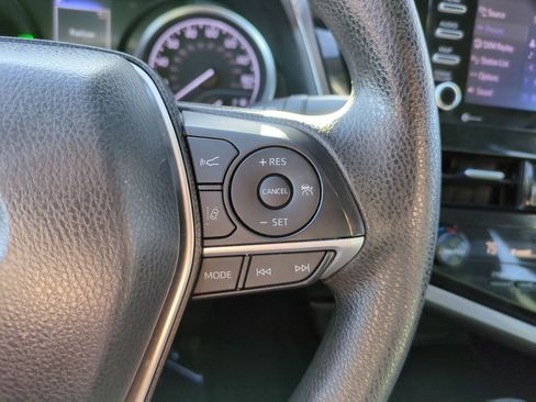 Used 2023 Toyota Camry LE image 18