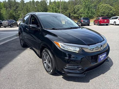 Used 2020 Honda HR-V Touring image 3