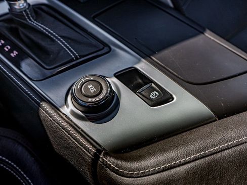 Used 2018 Chevrolet Corvette Stingray Coupe w/ 2LT Preferred Equipment Group image 28