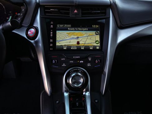 Used 2017 Acura NSX Coupe 2D image 35