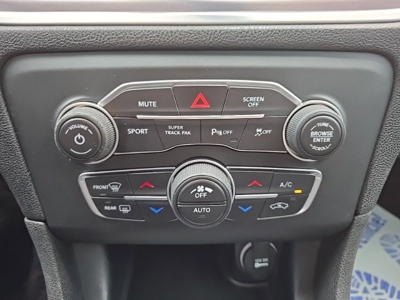 Used 2019 Dodge Charger R/T RWD image 17