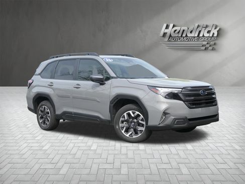 Used 2026 Subaru Forester Premium image 2