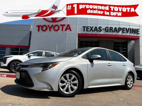 Used 2024 Toyota Corolla LE FWD image 1