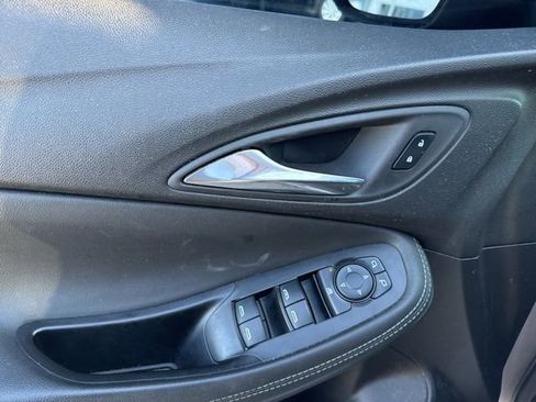 Used 2023 Buick Encore GX Preferred w/ Cold Weather Comfort Package image 9