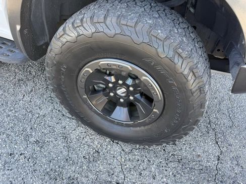 Used 2017 Ford F150 Raptor w/ Equipment Group 802A Luxury image 19