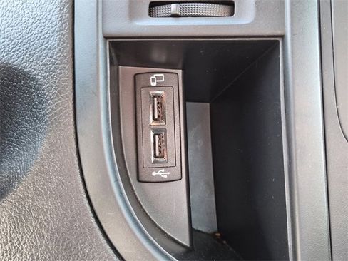 Used 2023 Mercedes-Benz Metris Passenger image 30