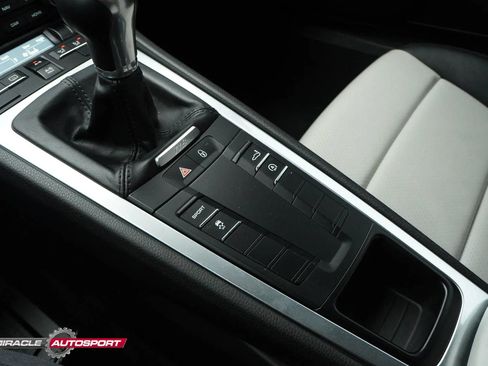 Used 2018 Porsche 718 Cayman RWD image 39