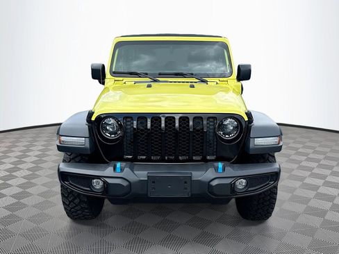 Used 2023 Jeep Wrangler Unlimited w/ Sun & Screen Package AWD/4WD image 2