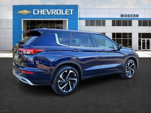 Used 2024 Mitsubishi Outlander SE image 5