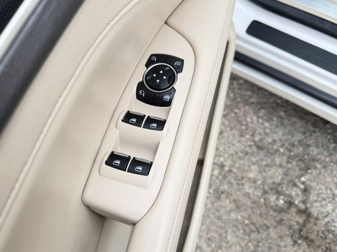 Used 2017 Lincoln MKZ Reserve w/ Climate Package image 18