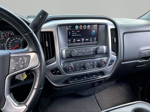 Used 2018 GMC Sierra 1500 SLT AWD/4WD image 9