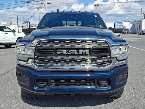 Used 2024 RAM 3500 Limited AWD/4WD image 2