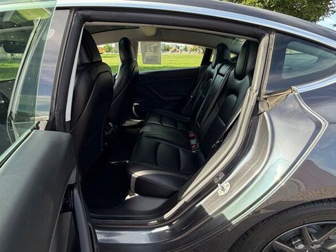 Used 2019 Tesla Model 3 Long Range AWD/4WD image 13