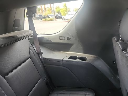 Used 2023 GMC Yukon Denali AWD/4WD image 26