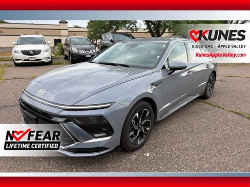 Used 2024 Hyundai Sonata SEL FWD image 1