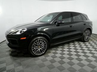 Certified 2023 Porsche Cayenne video 2