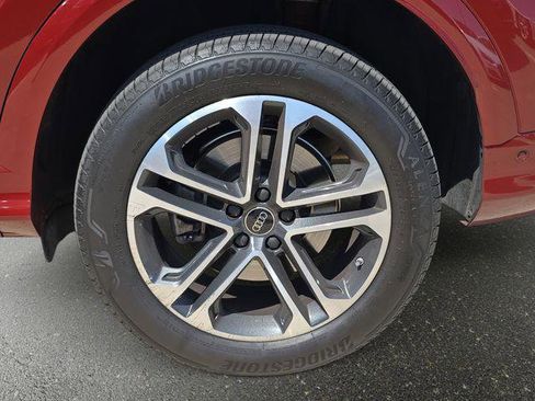 Used 2025 Audi Q5 Premium w/ Convenience Package AWD/4WD image 36