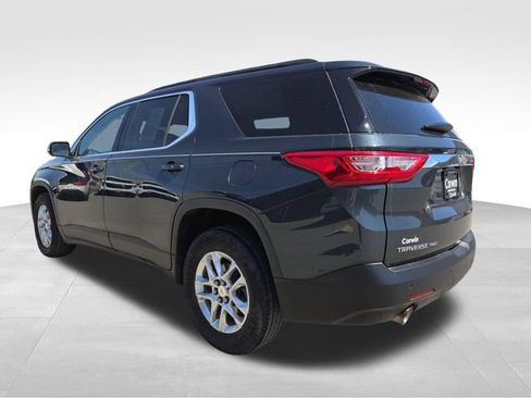 Used 2020 Chevrolet Traverse LT w/ Driver Confidence II Package AWD/4WD image 9