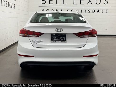 Used 2018 Hyundai Elantra SEL FWD image 5