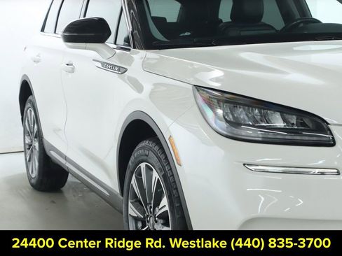 Certified 2022 Lincoln Corsair Reserve w/ Elements Package image 9