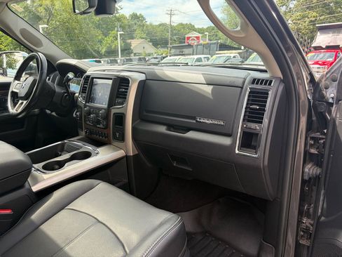 Used 2018 RAM 2500 Laramie AWD/4WD image 53