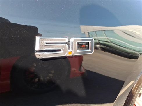 Used 2024 Ford Mustang GT Premium image 17