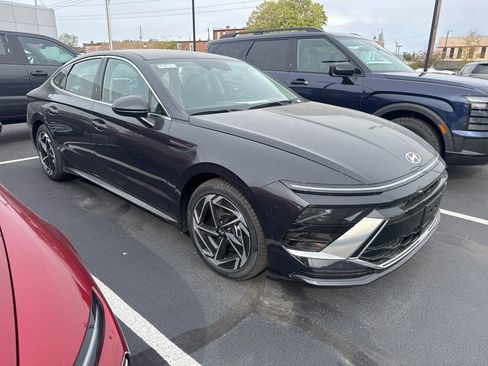 New 2026 Hyundai Sonata SEL AWD/4WD image 2
