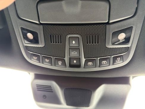 Used 2024 Lincoln Navigator Reserve image 43