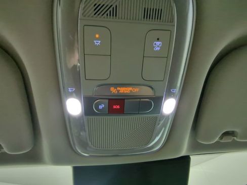 New 2026 Hyundai Ioniq 9 SE AWD/4WD image 25