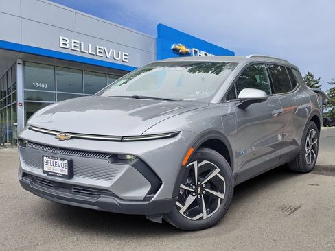 New 2026 Chevrolet Equinox EV LT AWD/4WD image 1