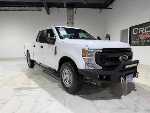 Used 2021 Ford F250 XL w/ Power Equipment Group RWD image 3