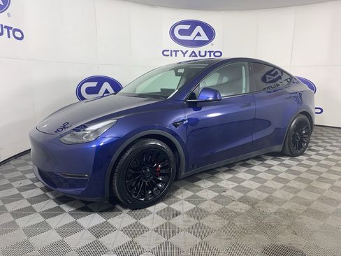 Used 2022 Tesla Model Y Performance image 7