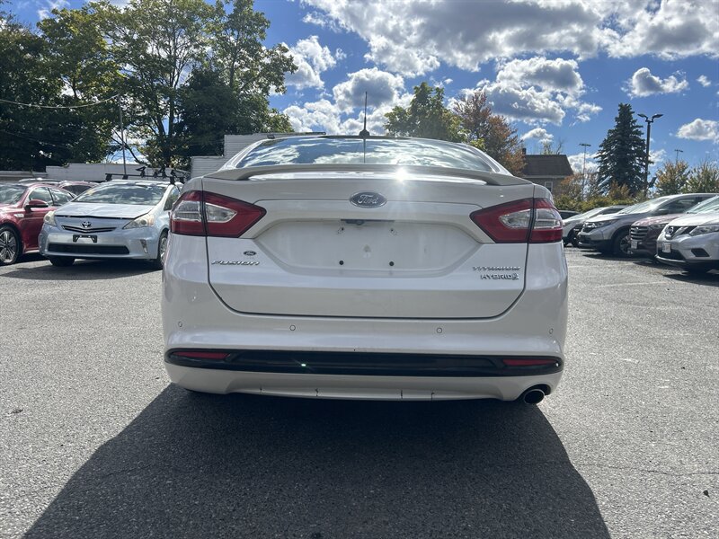Used 2014 Ford Fusion Titanium FWD image 5