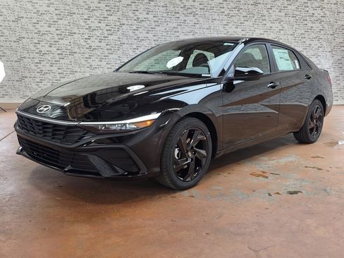 New 2026 Hyundai Elantra Sport w/ Cargo Package image 4