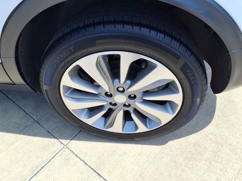 Used 2019 Buick Encore Preferred FWD image 19