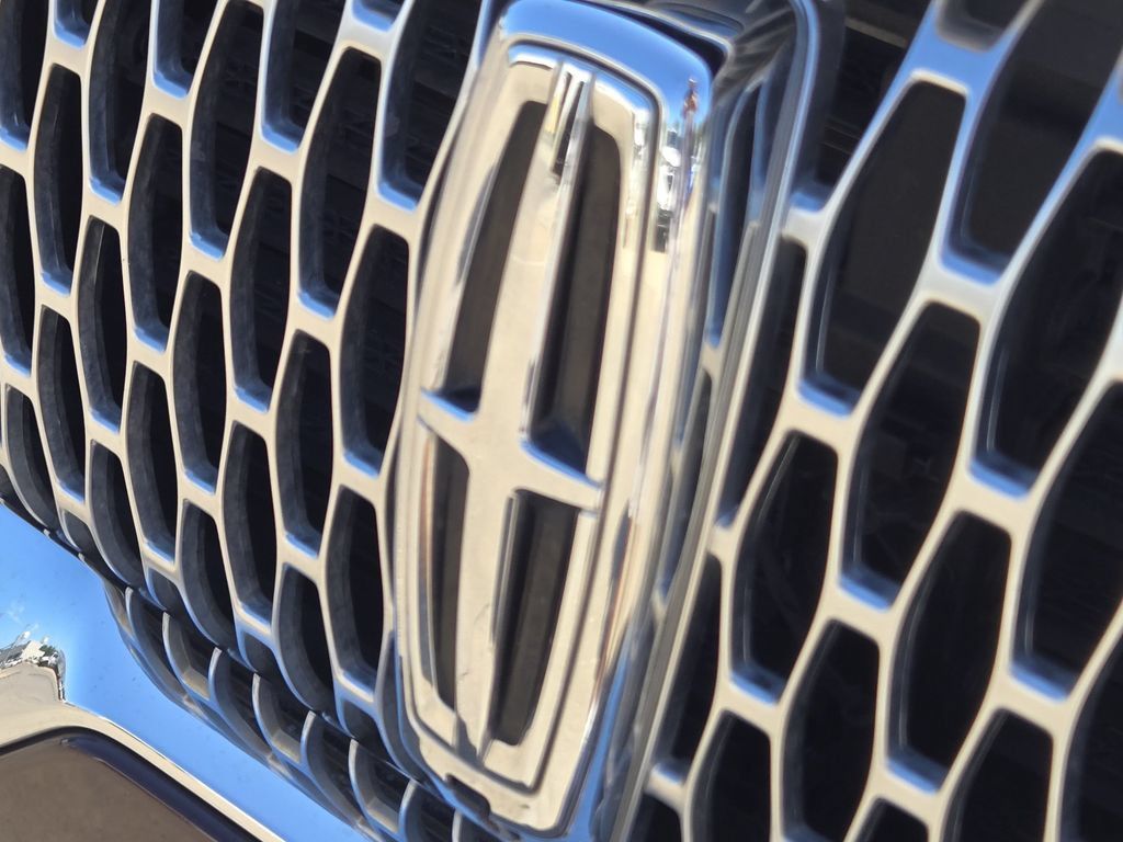 Used 2024 Lincoln Aviator Reserve w/ Equipment Group 201A RWD image 15