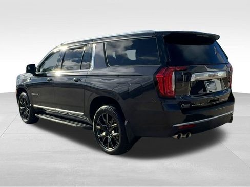 Used 2023 GMC Yukon XL Denali image 6