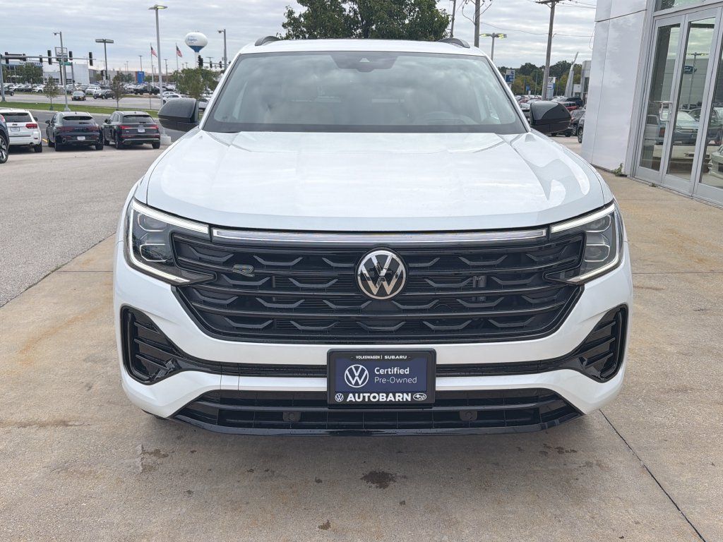 Certified 2026 Volkswagen Atlas Cross Sport SEL R-Line AWD/4WD image 3