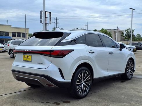 Used 2024 Lexus RX 350 Premium Plus w/ Convenience Package FWD image 2