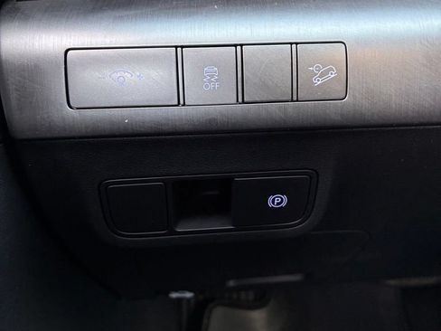 Used 2024 Hyundai Kona SEL FWD image 30