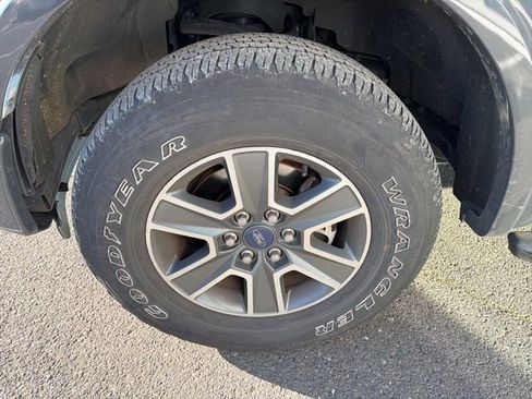 Used 2016 Ford F150 XLT w/ Equipment Group 302A Luxury image 5