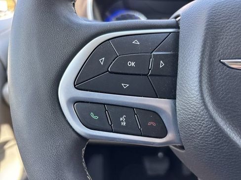 Used 2024 Chrysler Voyager LX FWD image 28