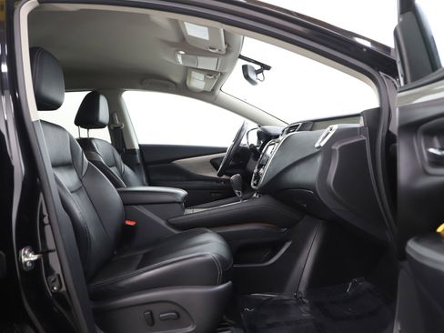Used 2017 Nissan Murano Platinum image 11