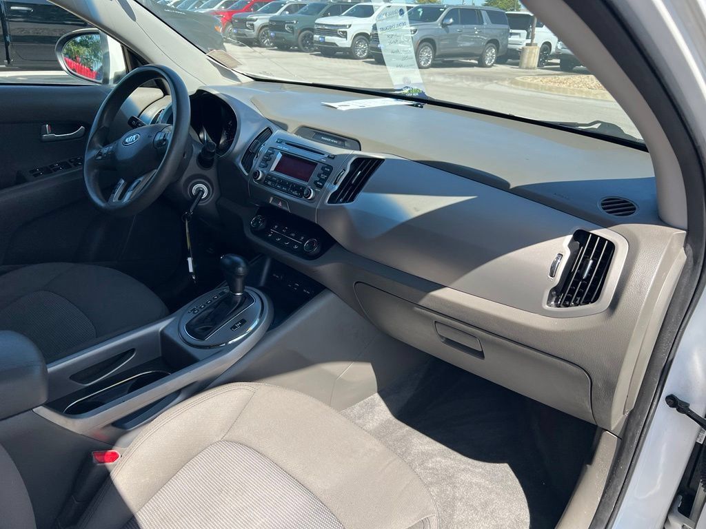 Used 2016 Kia Sportage LX AWD/4WD image 25