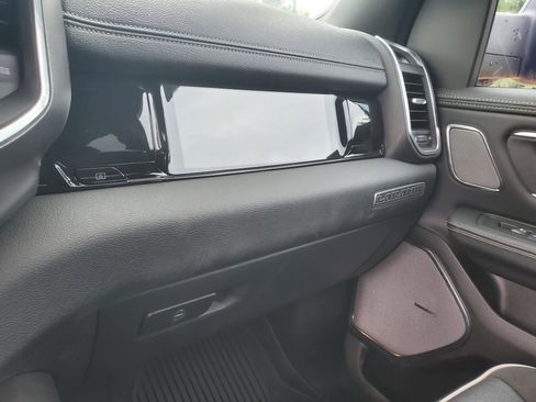 Used 2026 RAM 1500 Laramie w/ Night Edition AWD/4WD image 38