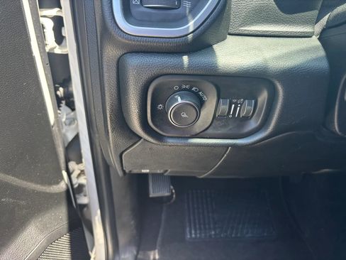 Used 2019 RAM 2500 Big Horn AWD/4WD image 11