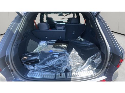 New 2026 Genesis GV70 2.5T Sport Prestige AWD/4WD image 12