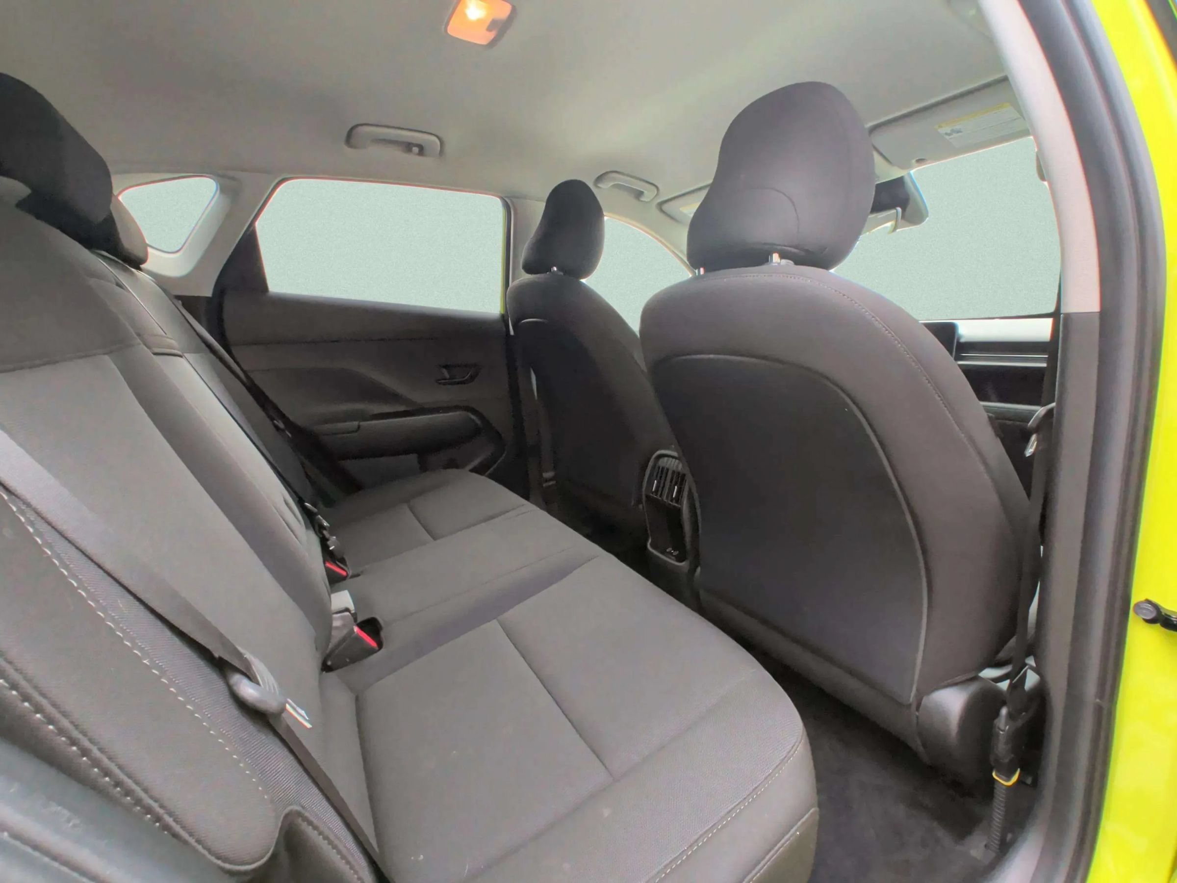 Used 2025 Hyundai Kona SEL FWD image 30