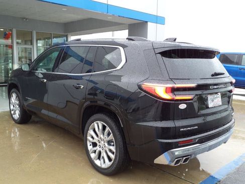 Used 2024 GMC Acadia Denali w/ Super Cruise Package image 5