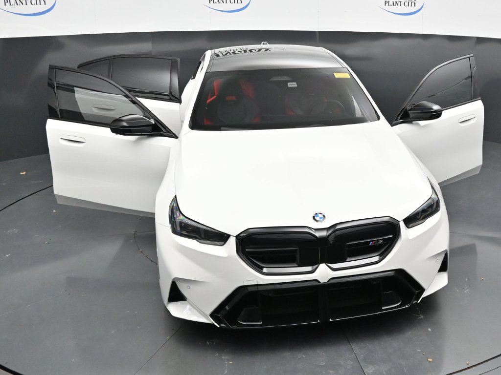 Used 2026 BMW M5 w/ Executive Package AWD/4WD image 34